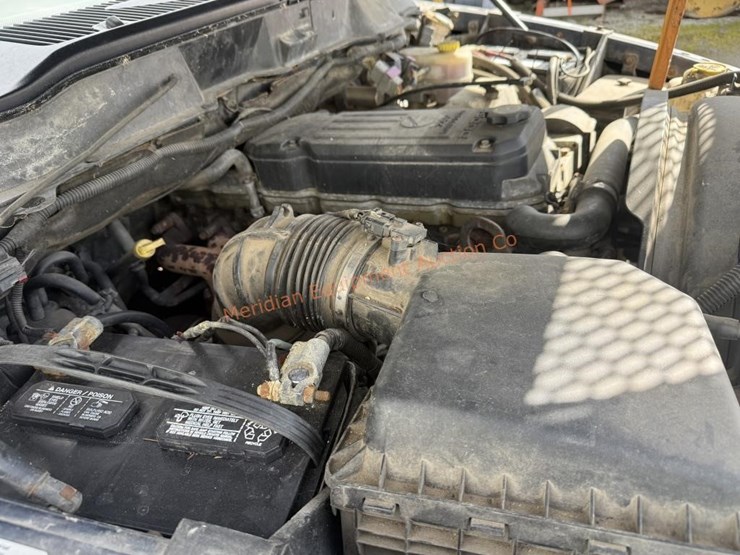 2004-dodge-ram-3500-image-16