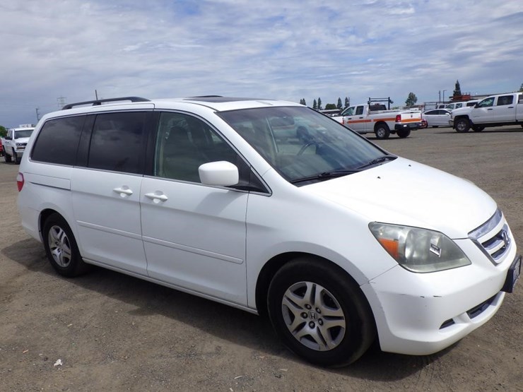 2007-honda-odyssey-image-2