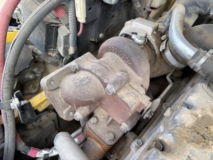 2015-yale-gdp80-forklift-image-31