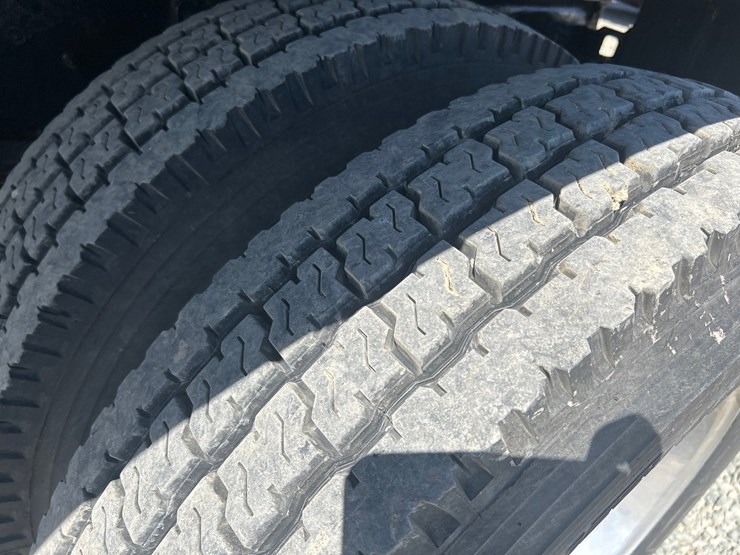 2013-international-durastar-4300-image-82