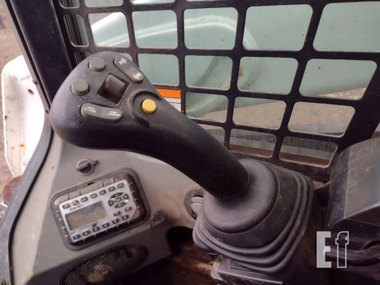 2017-bobcat-t595-image-9