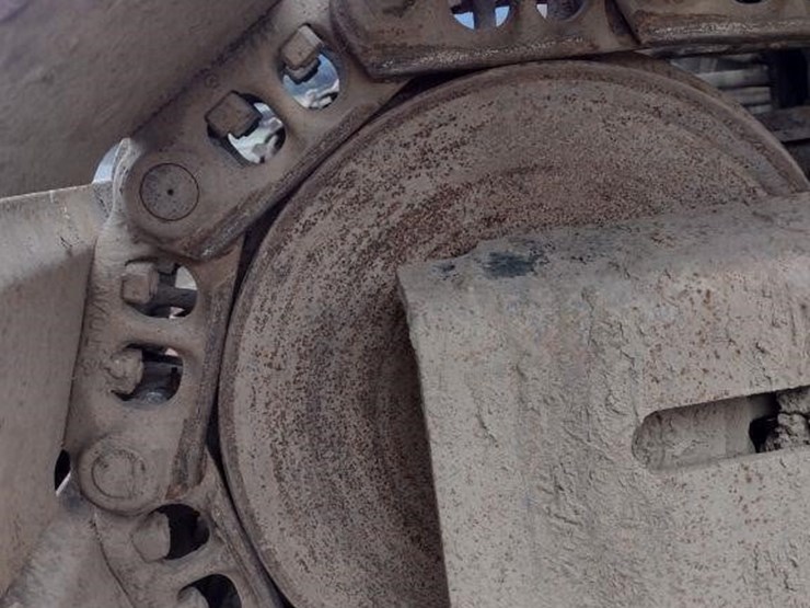 2018-hitachi-zx135us-6-image-16