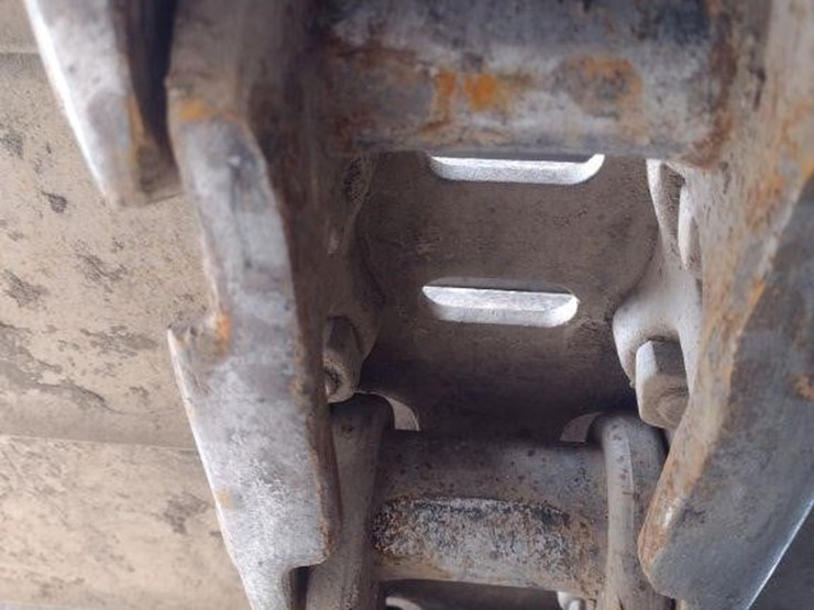 2018-hitachi-zx135us-6-image-13