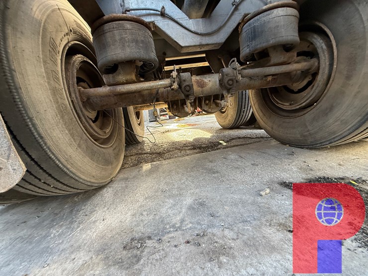 2011-comptank-corporation-5,500-gal.-t/a-acid-transport-trailer-**fresh-vik-inspection**-image-7