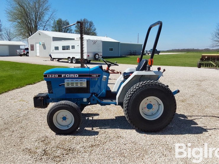 1996-ford-1320-image-8