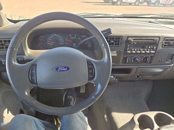 2003-ford-f450-image-17