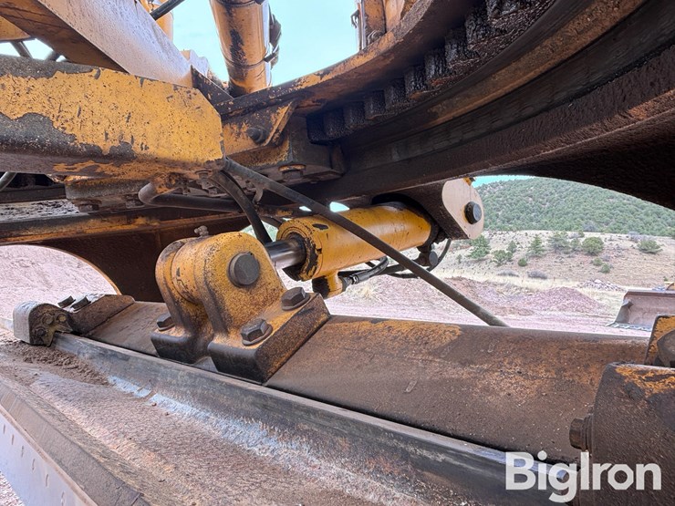 1999-deere-772ch-image-19