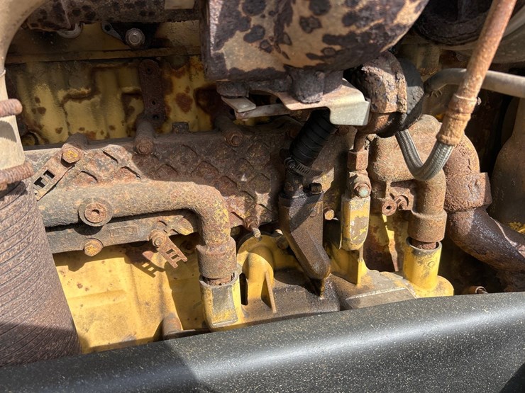 peterbilt-388-image-52