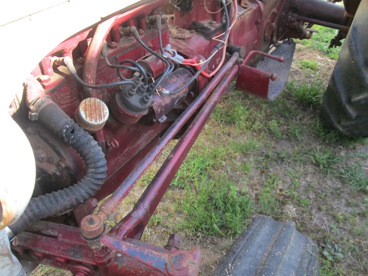 1950-ford-tractor-image-23