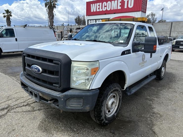 2011-ford-f250-image-1