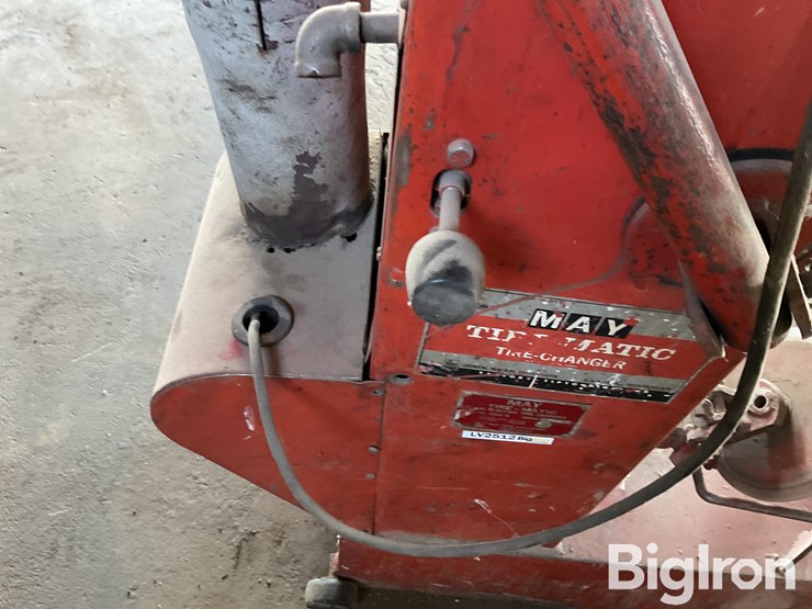 may-m62-b-tire-matic-tire-changer-image-18