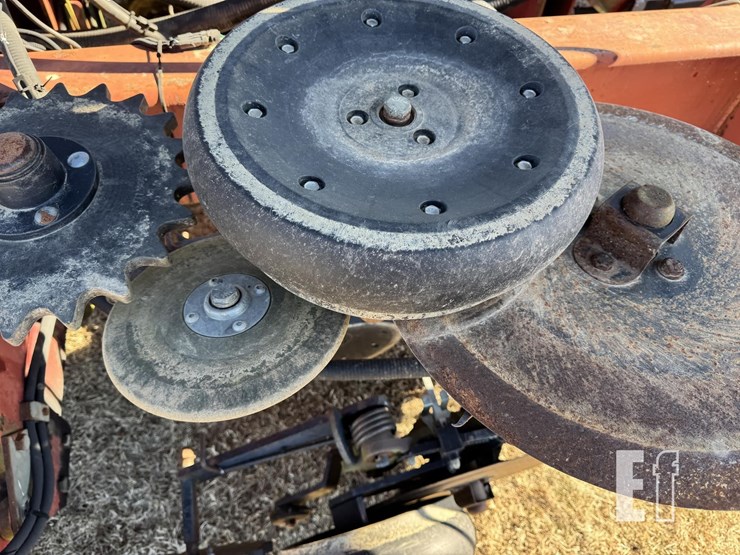 case-ih-2400-image-12