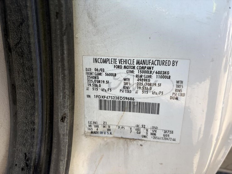 2003-ford-f450-image-26