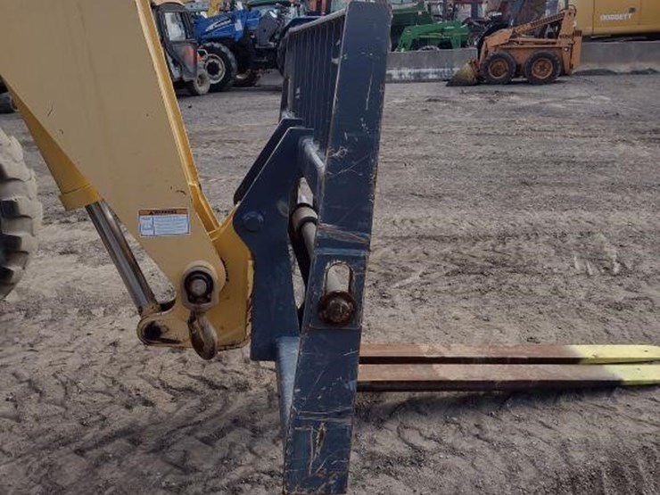 2018-gehl-rs8-42-image-16