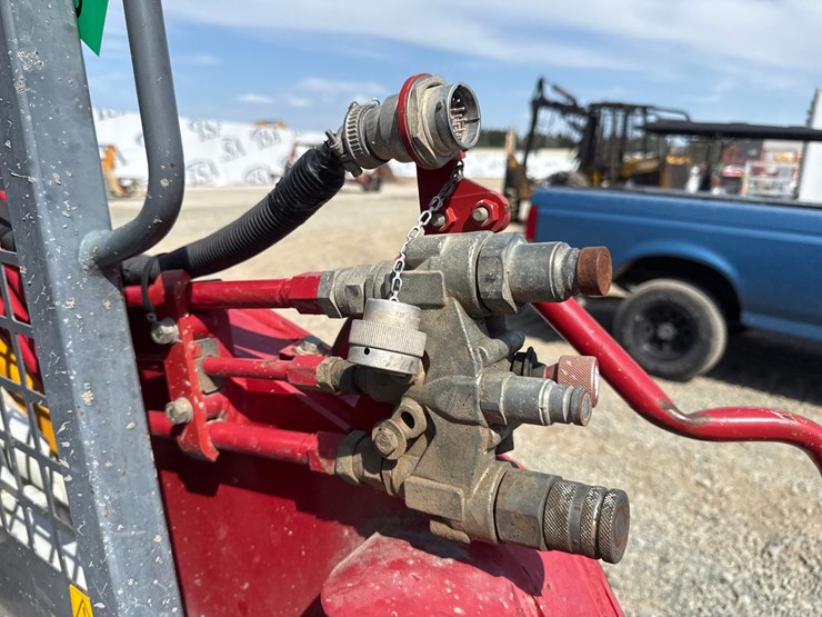 takeuchi-tl8-image-15