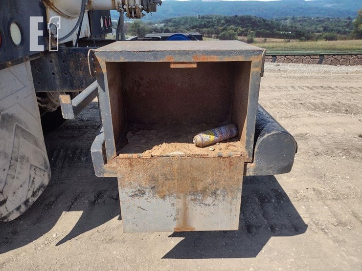 2008-kenworth-t800-image-21