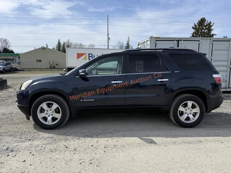 2016-gmc-acadia-slt-image-2