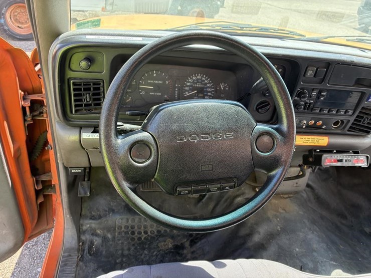 1996-dodge-ram-3500-image-15