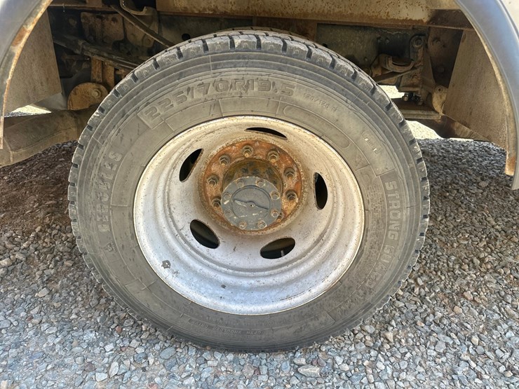 2019-ford-f550-image-53