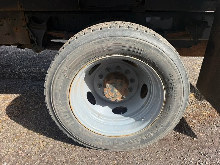 2011-international-terrastar-image-49