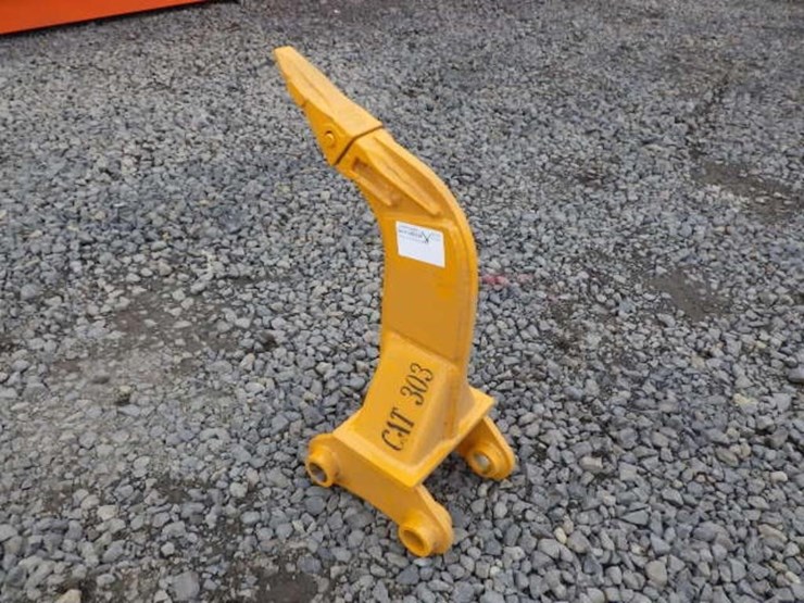 caterpillar-303-image-2