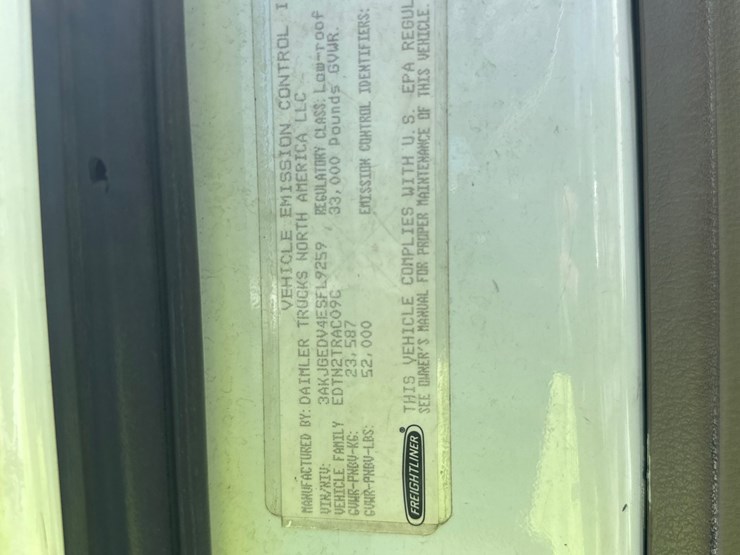 2014-massey-ferguson-8-image-84