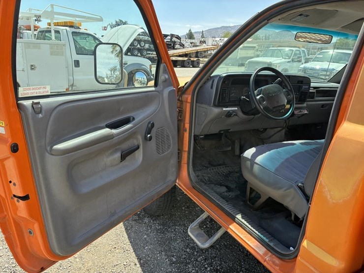 1996-dodge-ram-3500-image-14