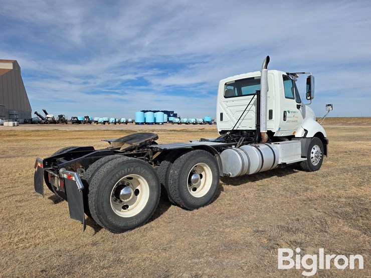 2015-international-prostar-image-5