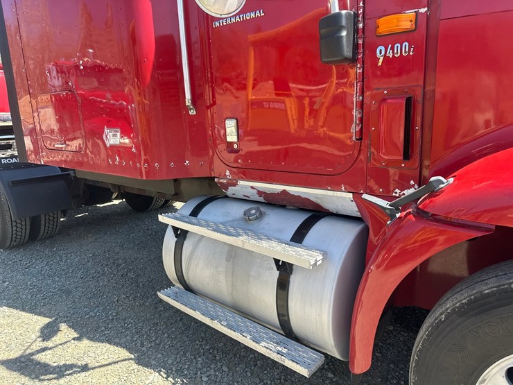 2004-massey-ferguson-8-image-13