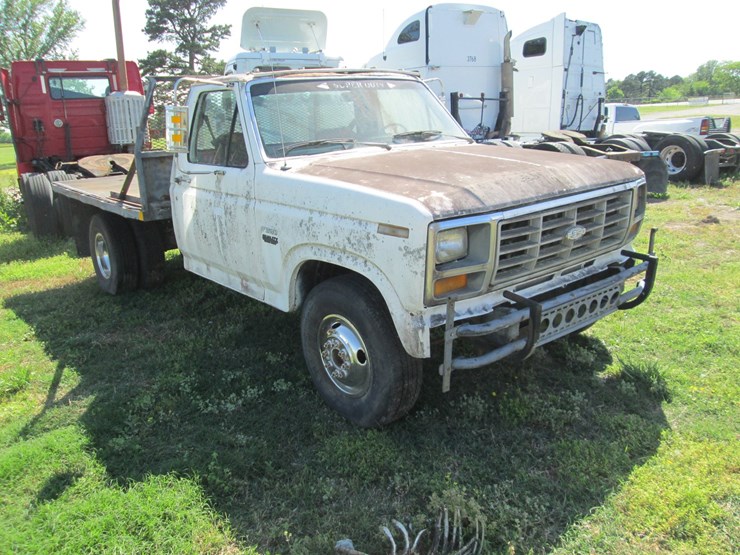 1986-ford-f350-image-2