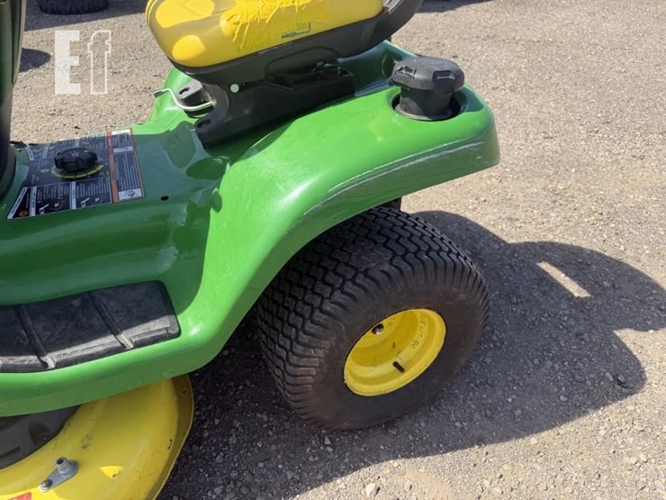 2018-john-deere-x330-image-8