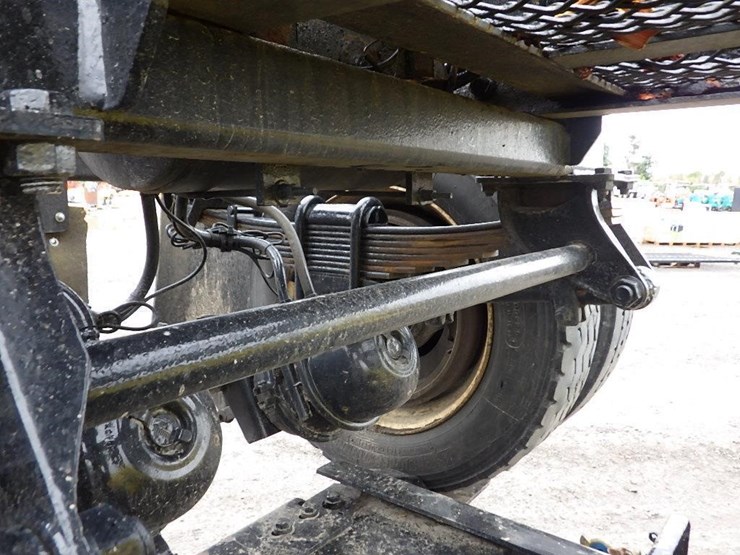 2008-kenworth-t800-image-13