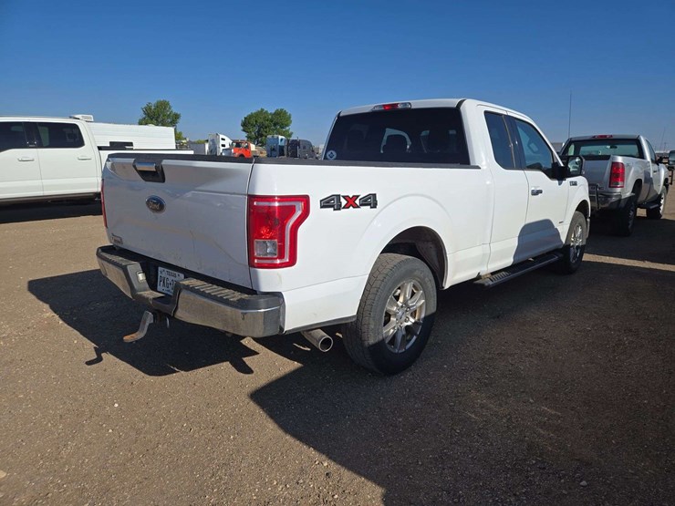 2016-ford-f150-xl-image-3