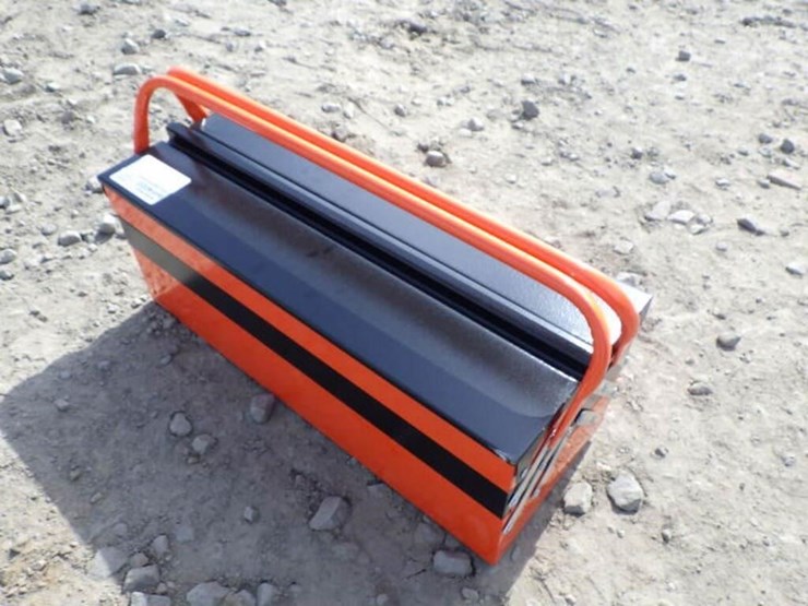 portable-folding-steel-tool-chest-image-2