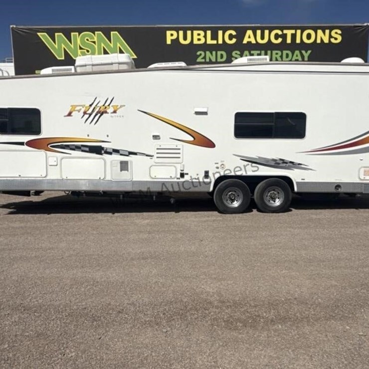 2005 Thor Fury Toy Hauler