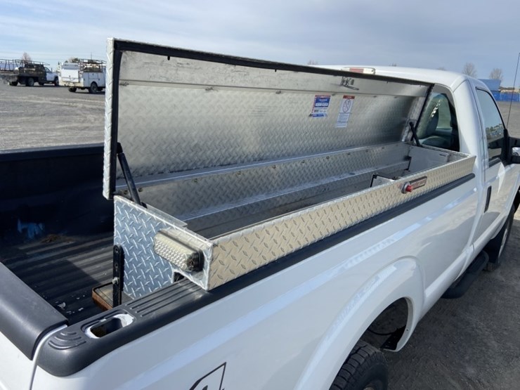 2015-ford-f250-xl-image-26