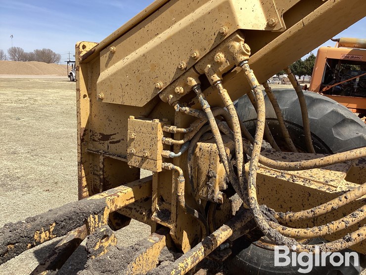 caterpillar-120g-image-10