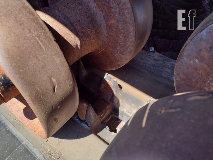 2009-morooka-mst3000vd-image-17