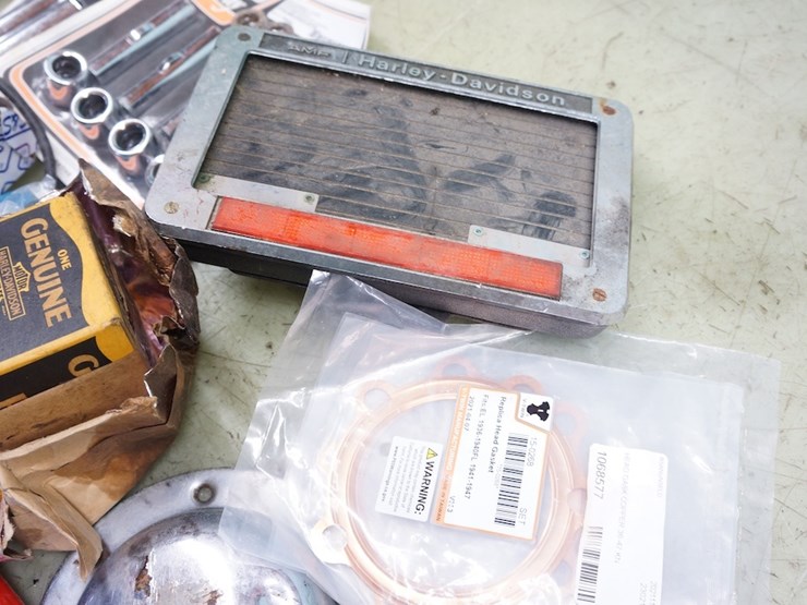 harley,-colony,-gary-bang-etc…-miscellaneous-parts-lot-image-3