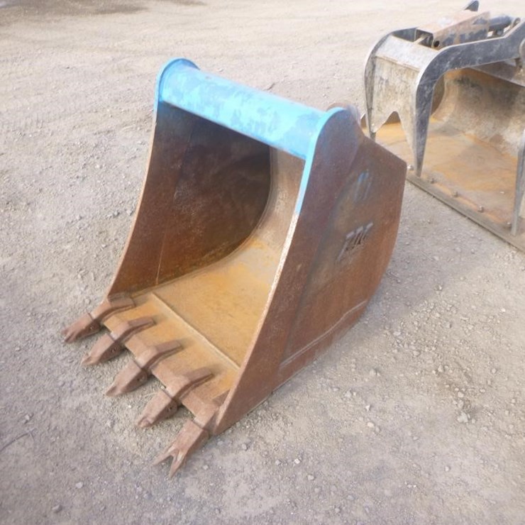 TAG 23" Excavator Bucket W/Teeth