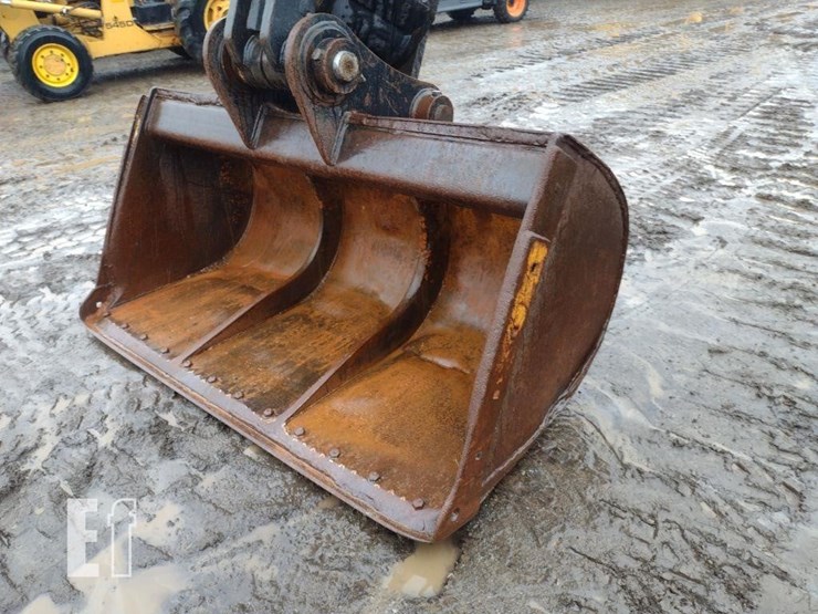 2004-komatsu-pw200-7-image-15