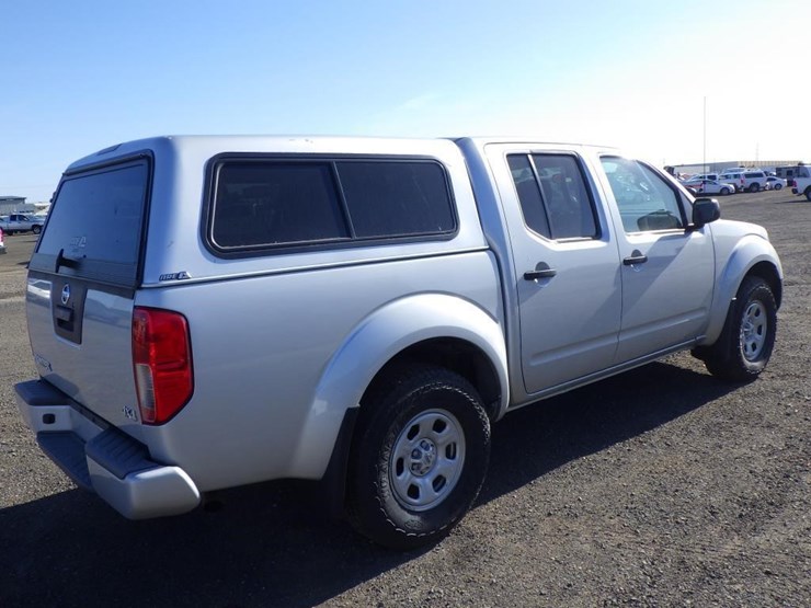 2017-nissan-frontier-image-3