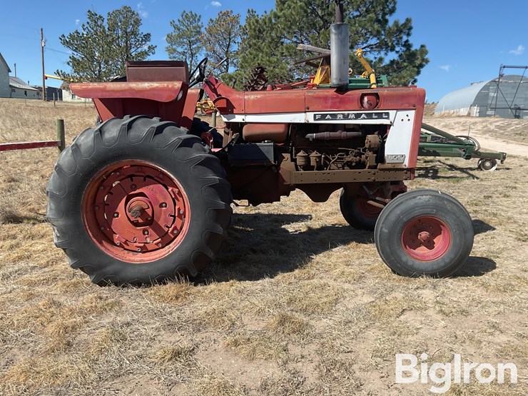 1966-international-806-image-4