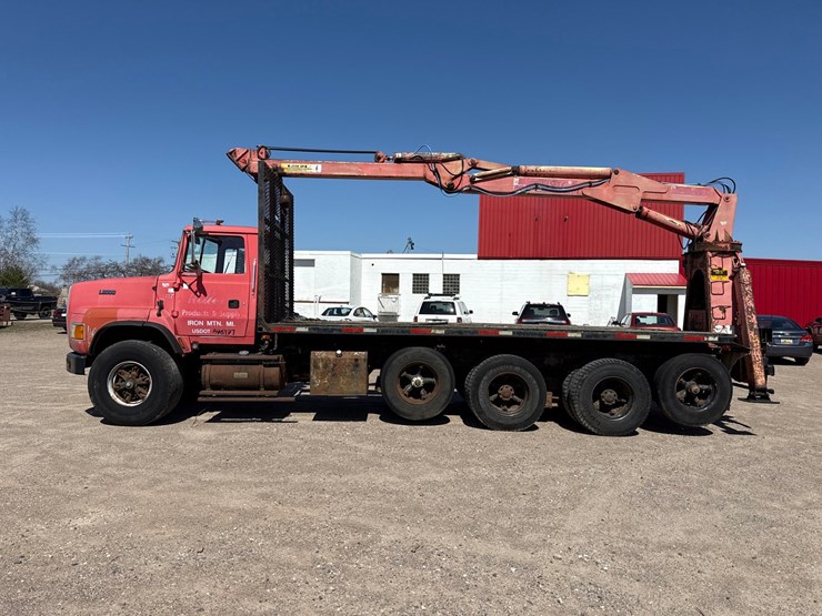 1996-ford-l9000-image-2