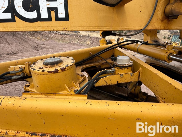 1999-deere-772ch-image-11