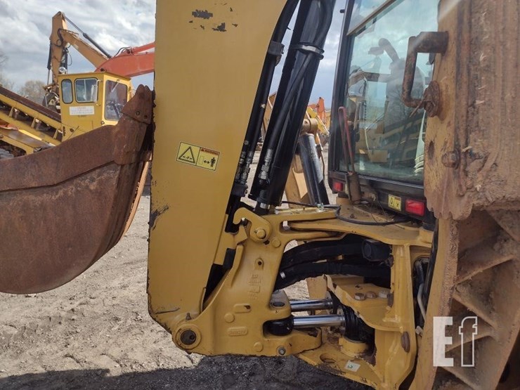 2011-caterpillar-420e-image-26