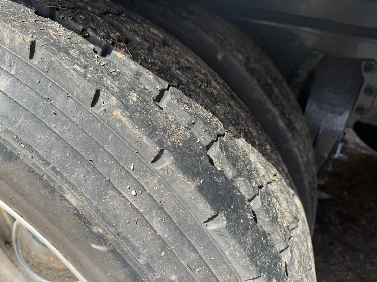 2015-peterbilt-579-image-78