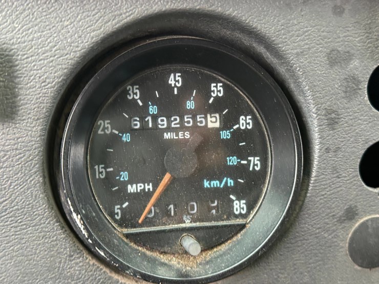 2001-mack-rd688s-image-20