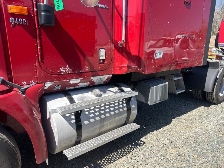 2004-massey-ferguson-8-image-15