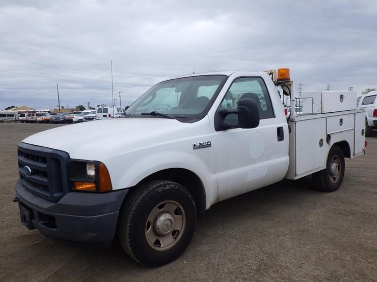2006-ford-f250-image-1